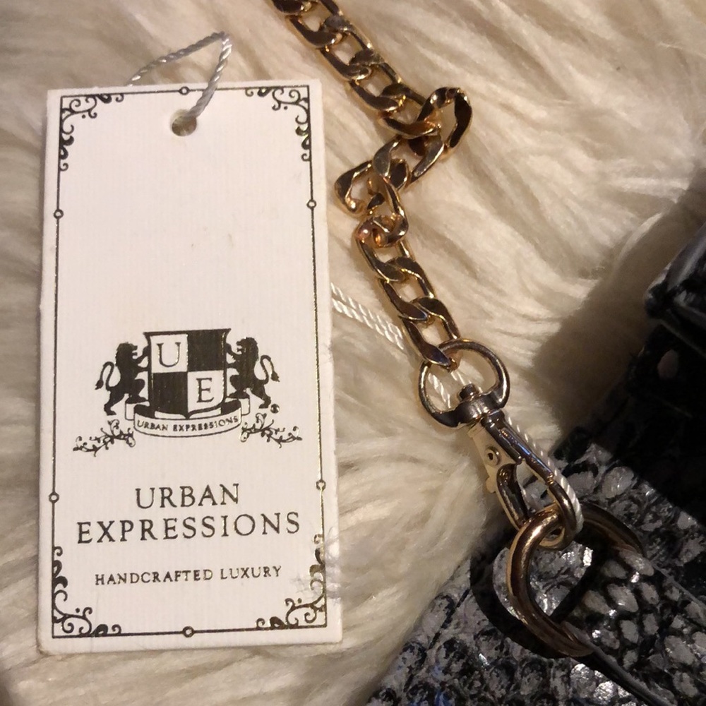 NWT 🪅HOST PIC 🥂Vegan crossbody faux snakeskin - Picture 5 of 10
